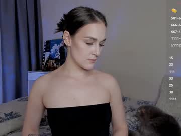 Crystalcandies Chaturbate stream image from January 23, 2025