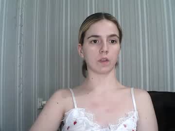 Bad_Molly01 Chaturbate stream image from January 23, 2025