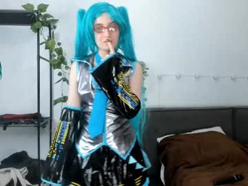 Edythcrumbley Chaturbate stream image from January 23, 2025
