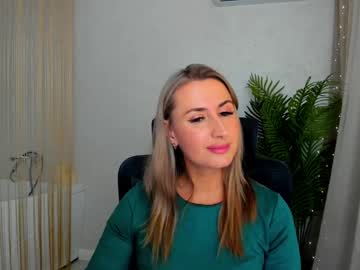 Goldenlighte Chaturbate stream image from January 23, 2025
