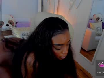 Zobe_Love Chaturbate stream image from January 23, 2025