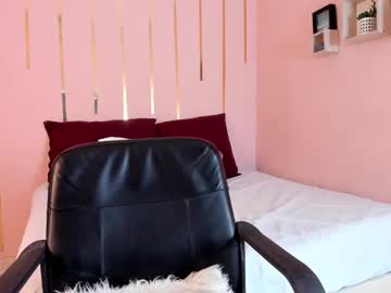 Ambarrichards Chaturbate stream image from January 23, 2025