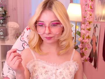 Coconut_Mia Chaturbate stream image from January 23, 2025