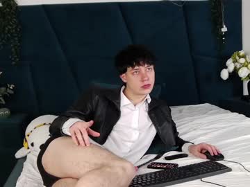 Moskalchukk Chaturbate stream image from January 23, 2025