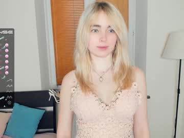 Alwayssmile8 Chaturbate stream image from January 24, 2025