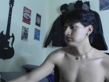 Crisrocker_80s Chaturbate stream image from January 24, 2025