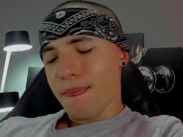 David_Jons7 Chaturbate stream image from January 24, 2025