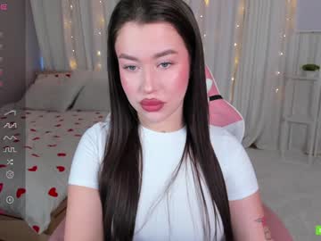 Estershine Chaturbate stream image from January 24, 2025