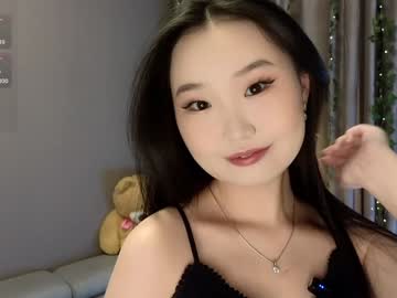 Keeleykieley Chaturbate stream image from January 24, 2025