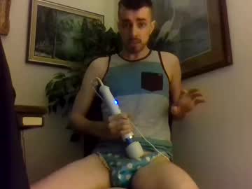 Julianjj2001 Chaturbate stream image from January 24, 2025
