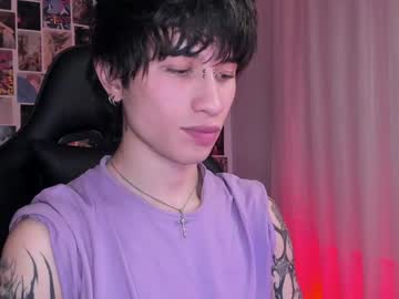 Liamelf Chaturbate stream image from January 24, 2025