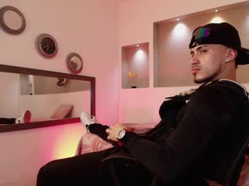 Austin_Collinss Chaturbate stream image from January 24, 2025