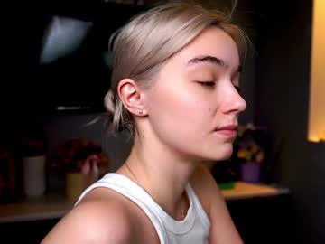 Ileanacampbel Chaturbate stream image from January 24, 2025