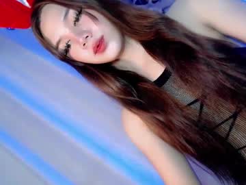 Its_Me_Ezzie Chaturbate stream image from January 24, 2025