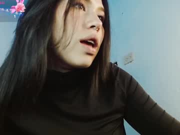 Naileaa_ Chaturbate stream image from January 24, 2025