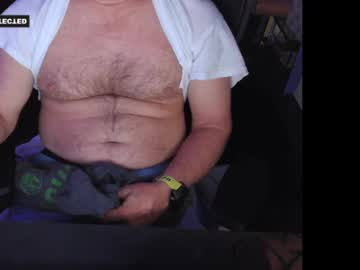 Pussyhavendad Chaturbate stream image from January 24, 2025