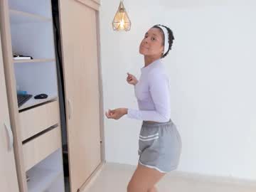 Auroradancer Chaturbate stream image from January 24, 2025