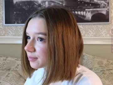 Beatrixfrake Chaturbate stream image from January 24, 2025