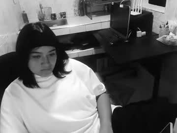 Lucy_Ossa Chaturbate stream image from January 24, 2025