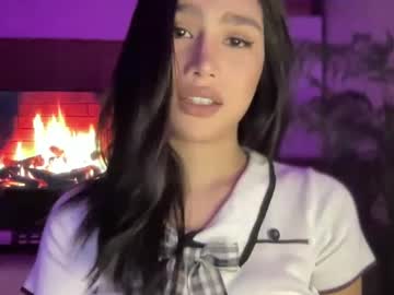 Manika21 Chaturbate stream image from January 24, 2025