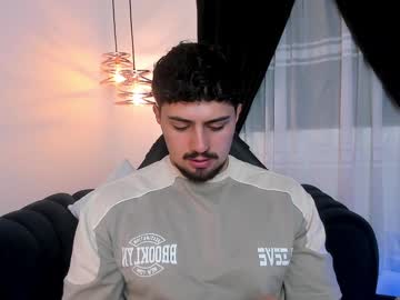 Maximo_Rodriguez Chaturbate stream image from January 24, 2025