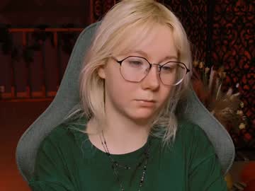 Nancymartinez Chaturbate stream image from January 24, 2025