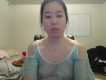 Kittymei Chaturbate stream image from January 24, 2025