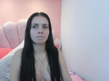 Lilly_Stonne Chaturbate stream image from January 24, 2025