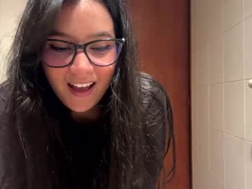 Lilprincessxoxo_ Chaturbate stream image from January 24, 2025