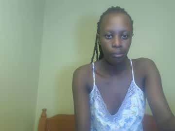Sweet69petyte Chaturbate stream image from January 24, 2025