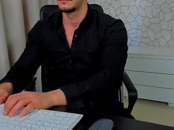 Clintmasterss Chaturbate stream image from January 24, 2025