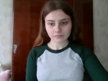 Little_Shygirl_ Chaturbate stream image from January 24, 2025