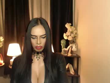 Mikeyalawi03 Chaturbate stream image from January 24, 2025