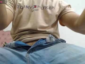 Alexiscollinss Chaturbate stream image from January 24, 2025