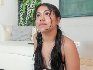 Anna_Lorenss Chaturbate stream image from January 24, 2025