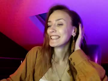 Dalia_Peach Chaturbate stream image from January 24, 2025