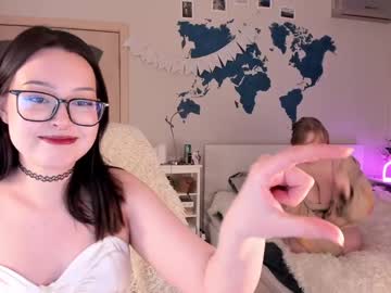 Lisalaas Chaturbate stream image from January 24, 2025