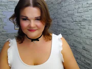 Shy_Mary_Jane Chaturbate stream image from January 24, 2025