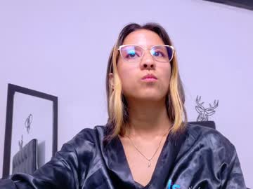 Skinny_Hottie18 Chaturbate stream image from January 24, 2025