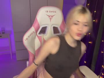 Candyhannah Chaturbate stream image from January 24, 2025