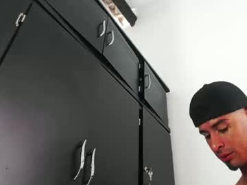 Ffredhihardd Chaturbate stream image from January 24, 2025