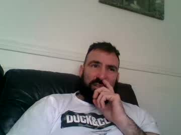Hellobunbunx0 Chaturbate stream image from January 24, 2025