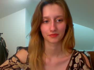 Luna_Xsensual Chaturbate stream image from January 24, 2025