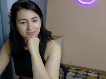 Monika949608 Chaturbate stream image from January 24, 2025