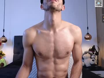 Phantom_Bigger1 Chaturbate stream image from January 24, 2025