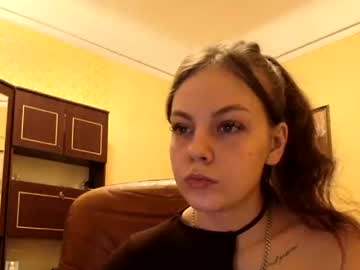 Emilia_Flower Chaturbate stream image from January 24, 2025
