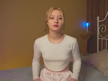 Meow_Milla Chaturbate stream image from January 24, 2025