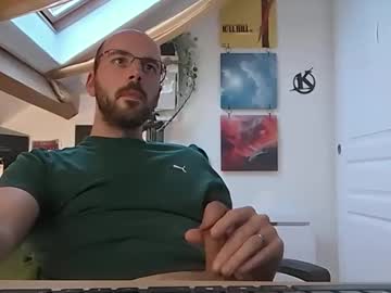 Mikmik91 Chaturbate stream image from January 24, 2025