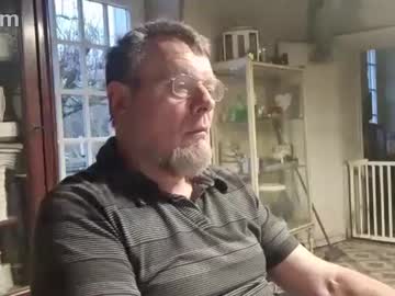 Vyrisyl0 Chaturbate stream image from January 24, 2025