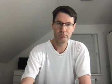 Zzz123_Cam Chaturbate stream image from January 24, 2025